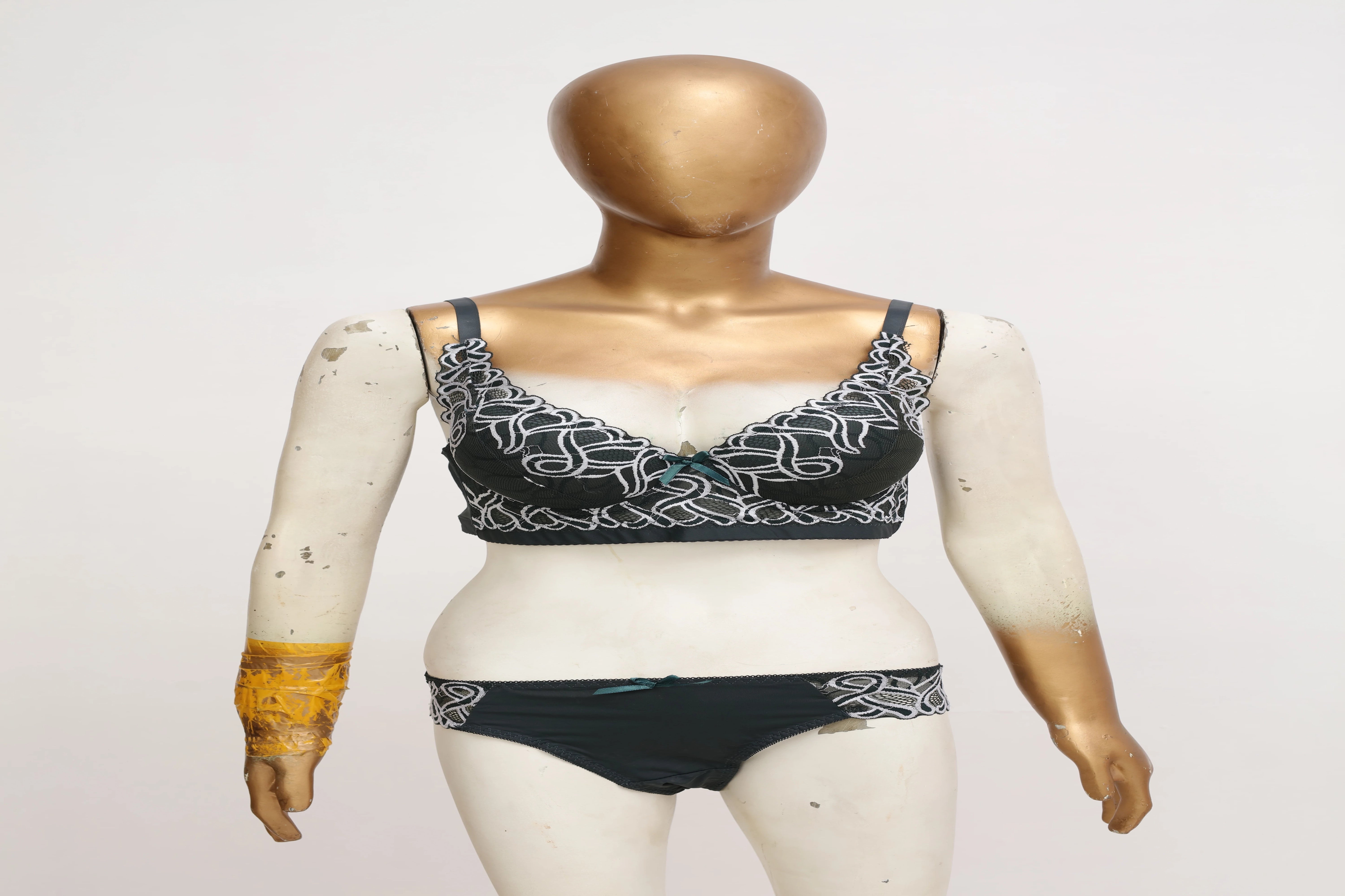 Mesh-Accent Soft Cup Wireless Bra Mesh-Accent Soft Cup Wireless Bra