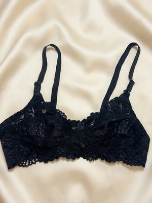 Romantic Floral Lace Wireless Bralette – Soft Cup & Longline Design