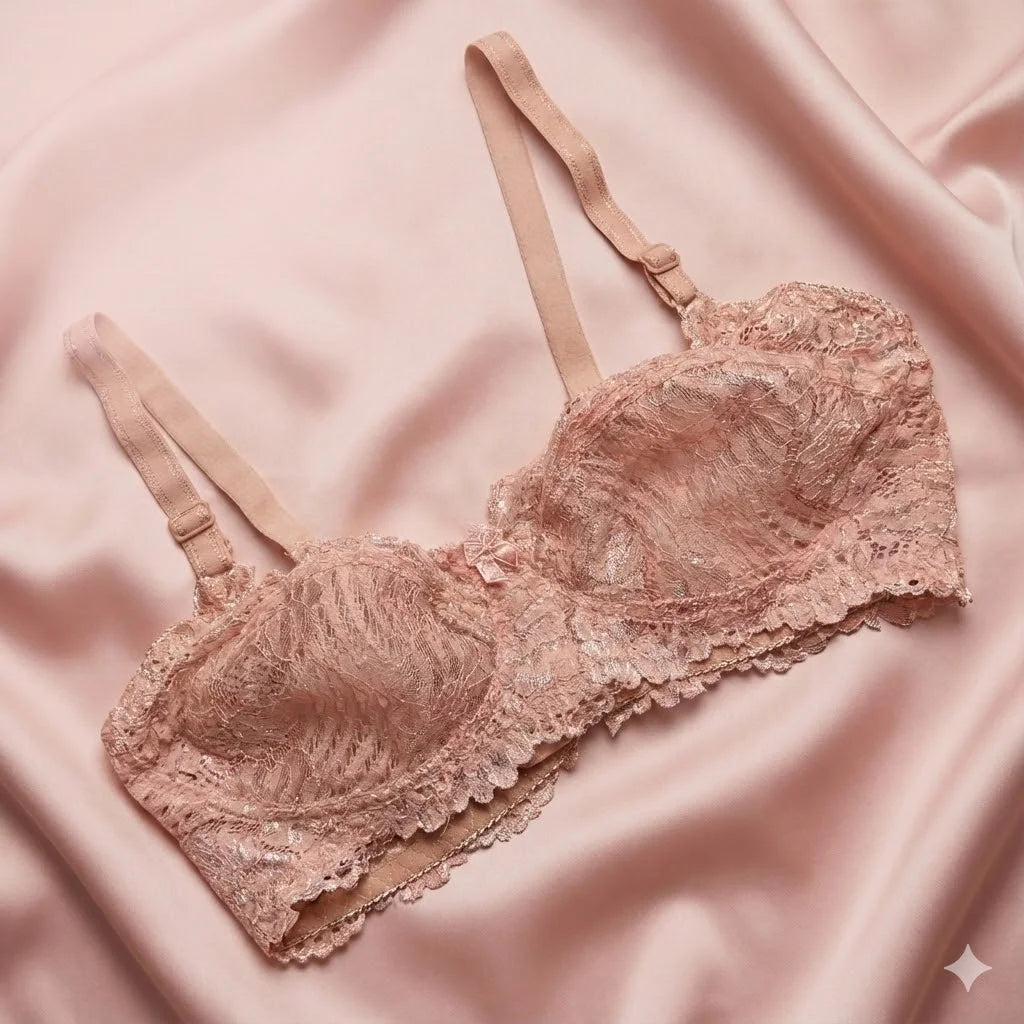 The Scalloped Floral Lace Bralette - 3 Colors